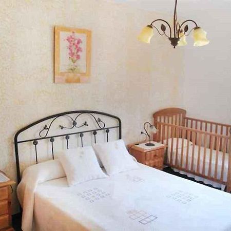 Villa Alvarez เนร์คา ภายนอก รูปภาพ